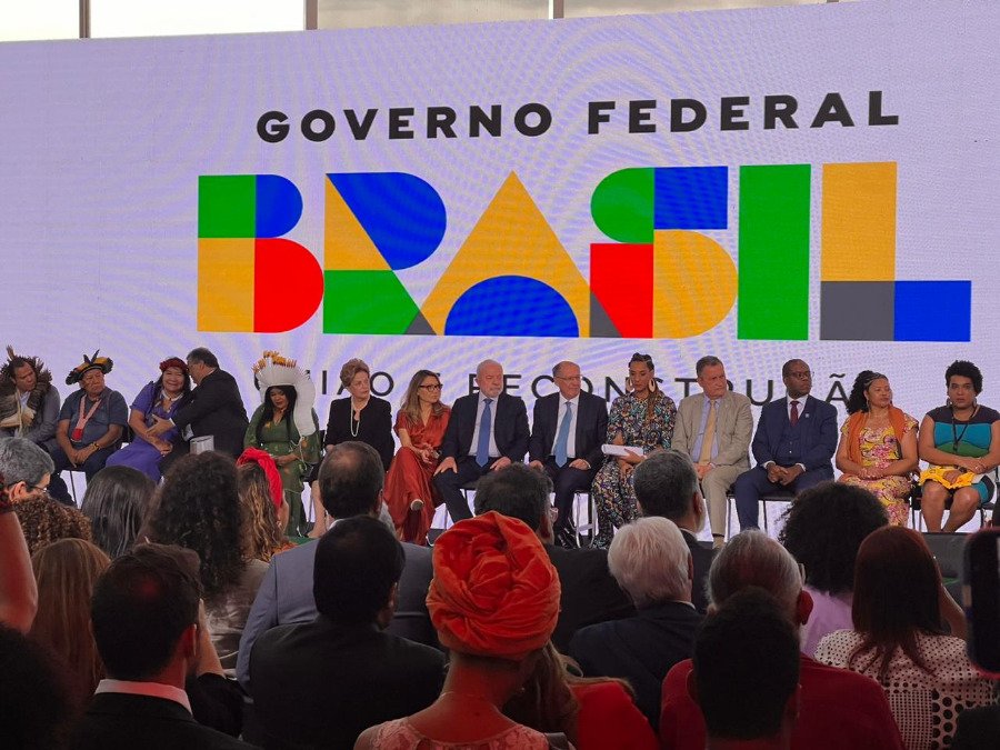 Proifes e Adufg participam de posse das Ministras Anielle Franco e Sonia Guajajara
