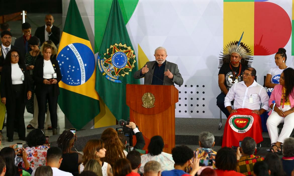 Presidente Lula cria Conselho de Participação Social