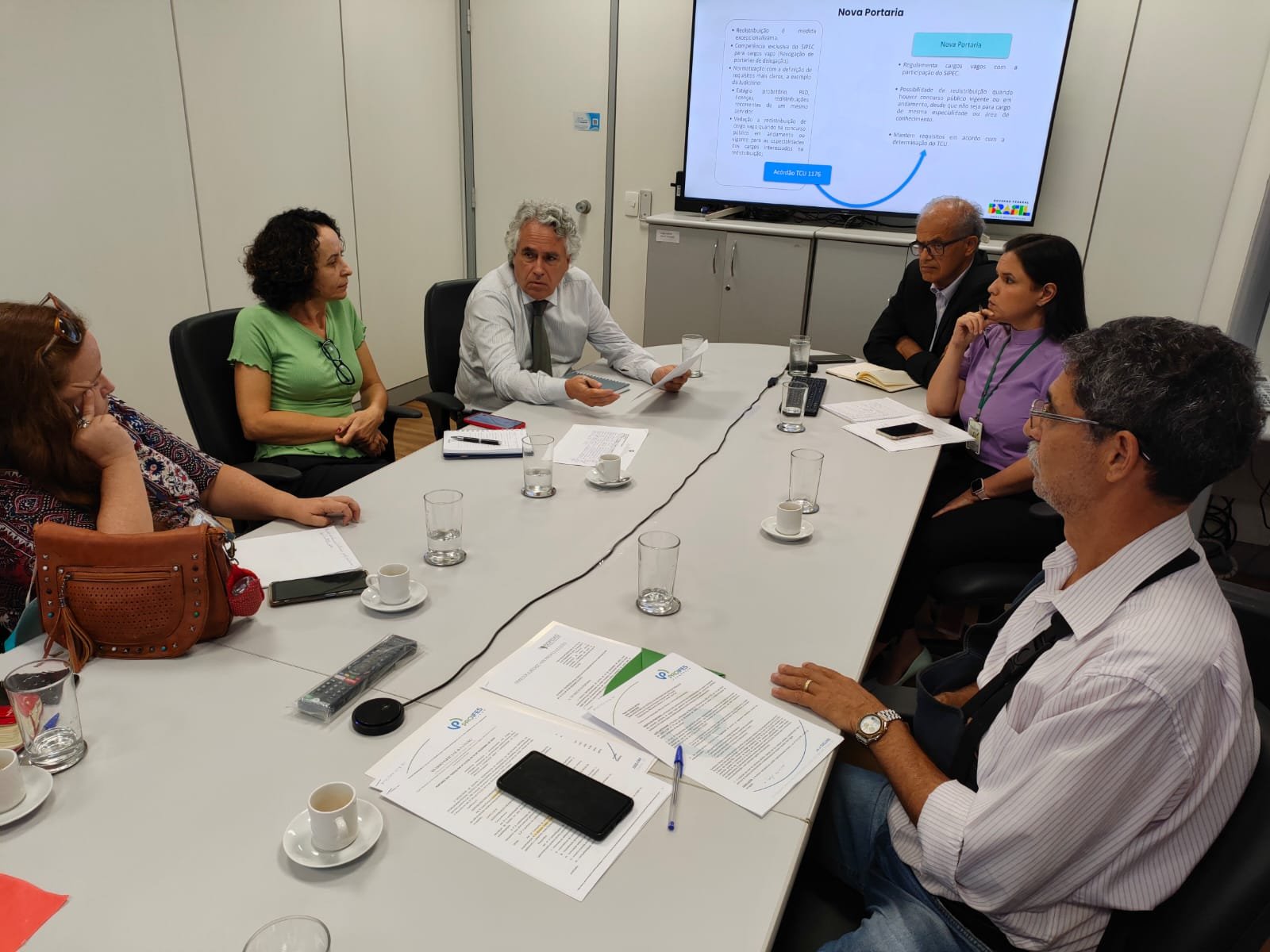 Ministério da Gestão edita nova portaria sobre redistribuição de cargos
