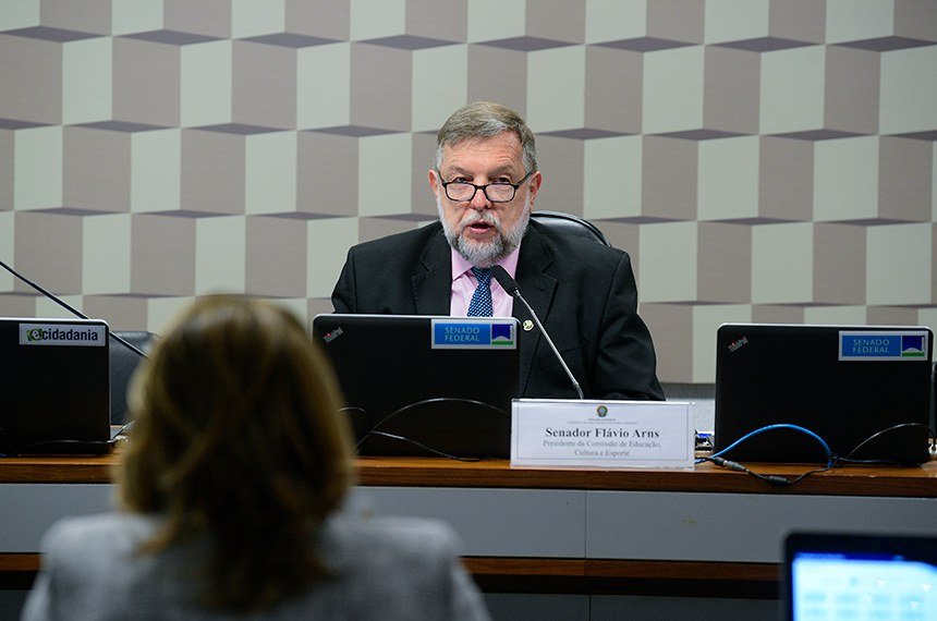 PROIFES-Federação participa de audiência pública para discussão do Plano Nacional de Educação