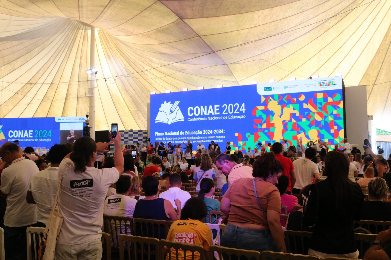 Plenária final da Conae aprova documento que vai embasar o novo Plano Nacional de Educação