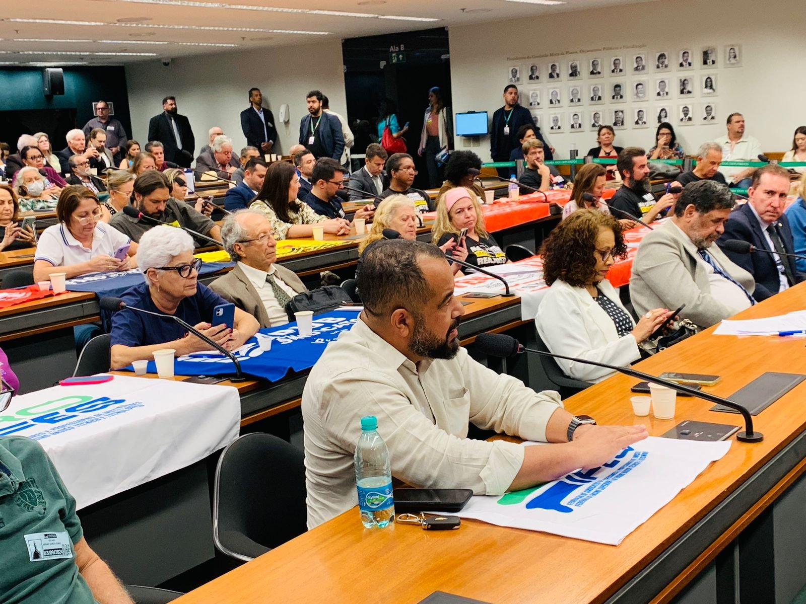 PROIFES-Federação debate contribuição previdenciária para aposentados e pensionistas em audiência na Câmara Federal
