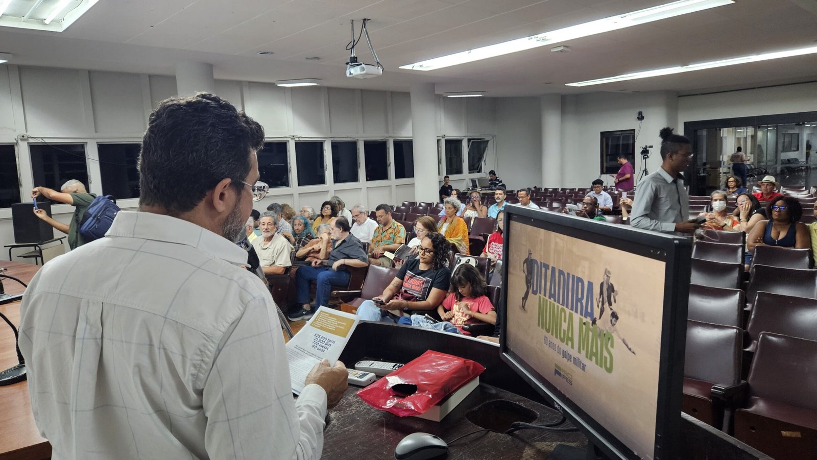 No Dia Estadual de Combate à Tortura, Apub celebra a democracia