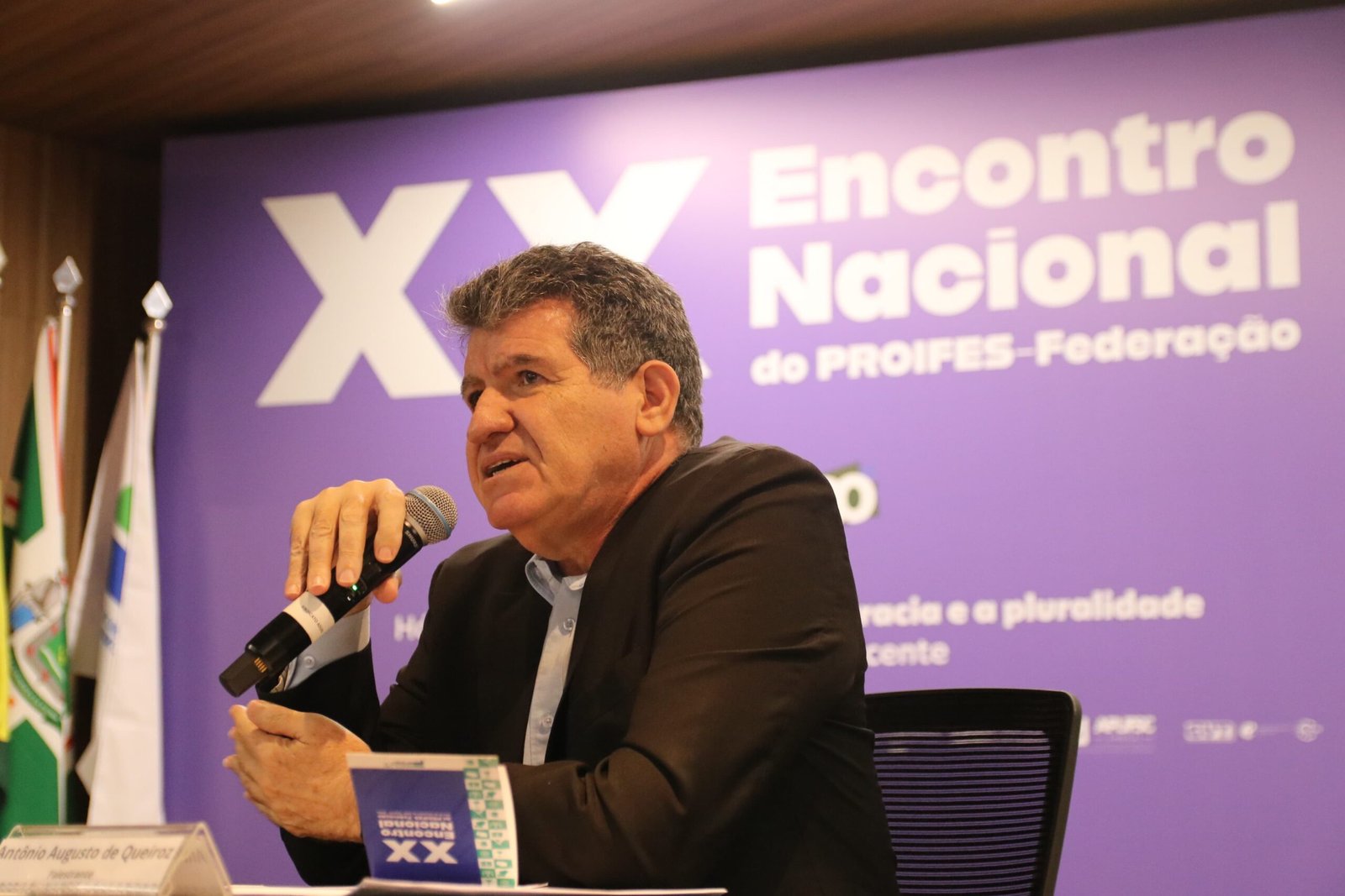 Análise da conjuntura brasileira pós-eleições municipais
