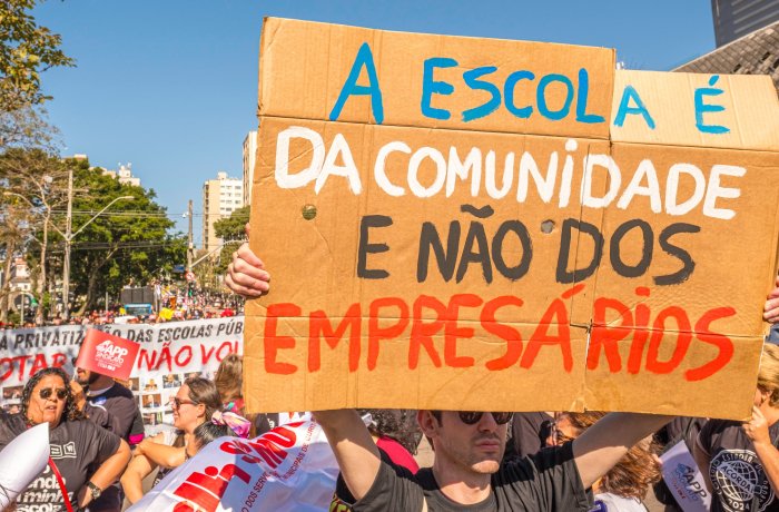 Privatização de escolas é o novo plano de governadores da direita