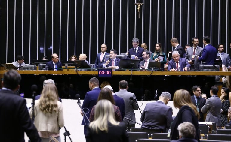 Congresso Nacional aprova proposta de Orçamento de 2025