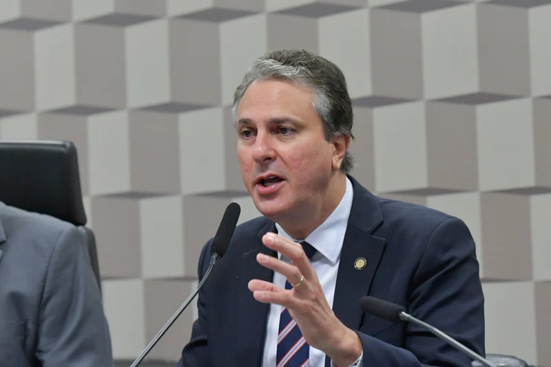 Comissão de Educação pauta criação da Carteira Nacional do Docente