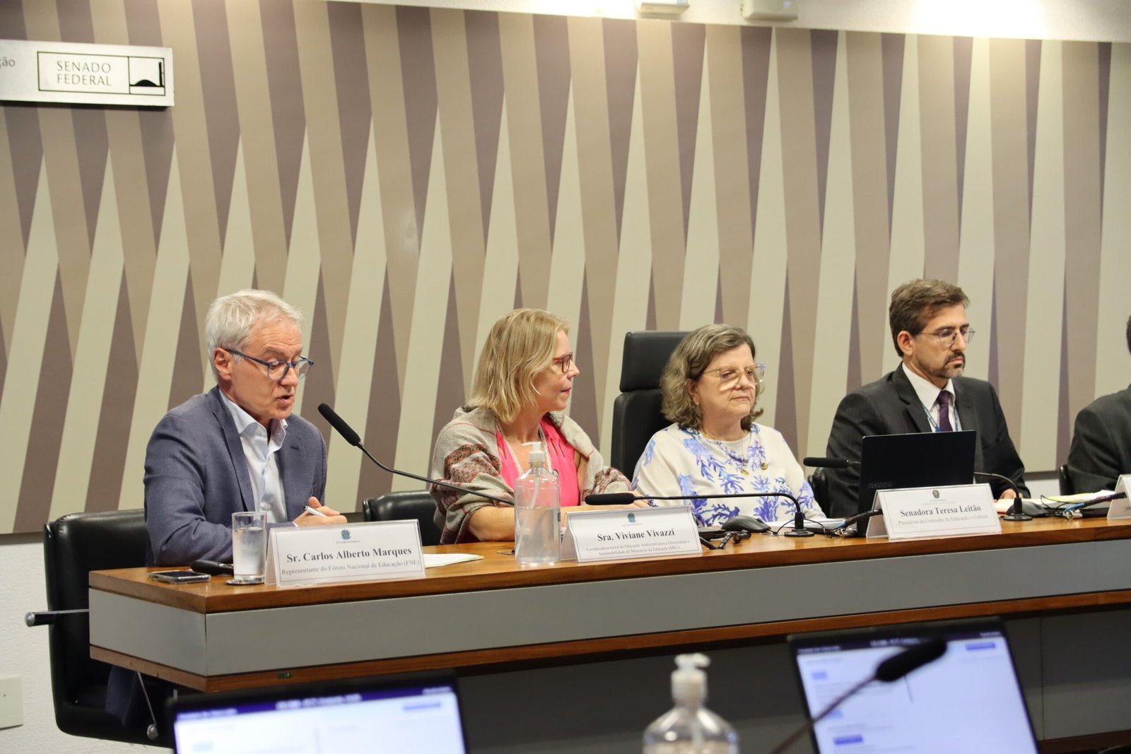 Em audiência no Senado, PROIFES-Federação defende inserção da educação ambiental no novo Plano Nacional de Educação