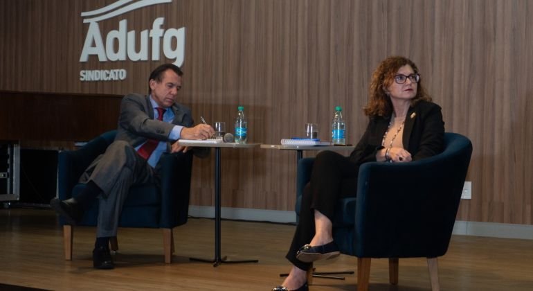 Adufg-Sindicato recebe debate com ministro do Trabalho pelo fim da escala 6×1 e fortalecimento da causa trabalhista