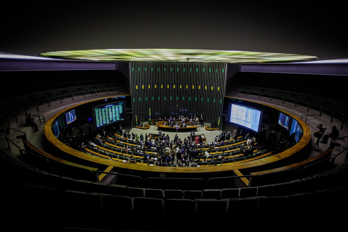 Reforma Administrativa: Riscos à democracia e ao serviço público