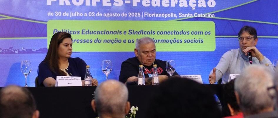 Brasil vive momento decisivo que definirá futuro do país nas próximas décadas, afirma Pochmann no XXI Encontro Nacional do PROIFES