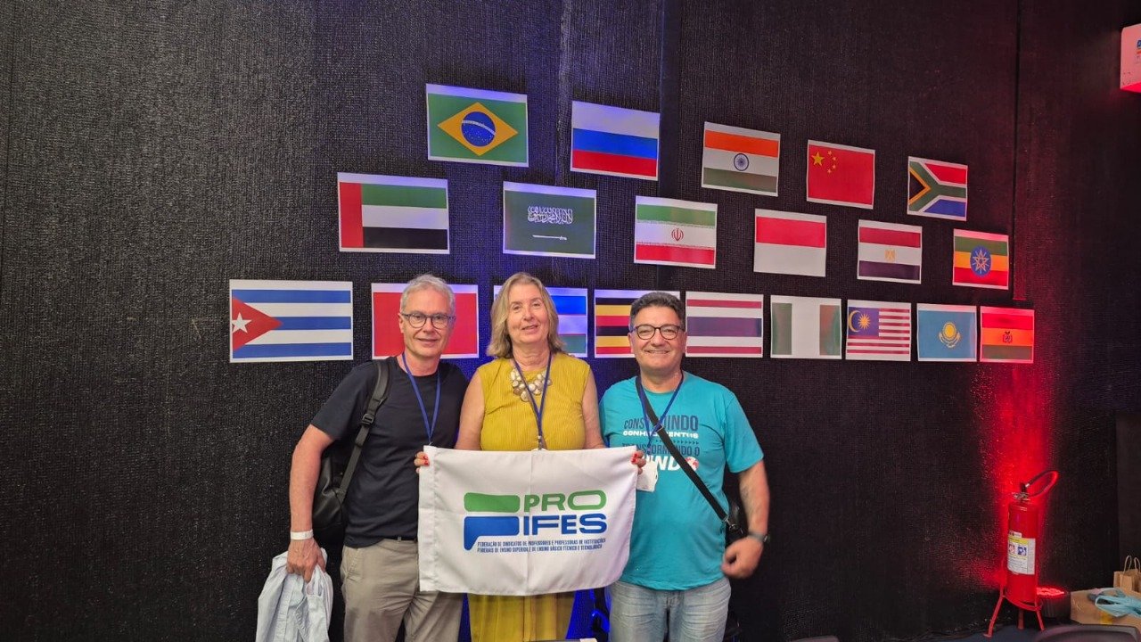 PROIFES-Federação participa da 1ª Cúpula Popular do Brics