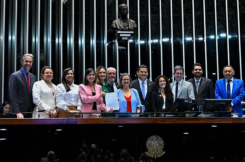 Com participação do PROIFES, novo PNE é aprovado pelo Congresso Nacional