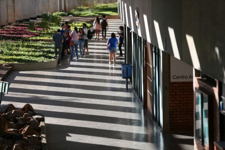 45 universidades brasileiras caem em ranking internacional