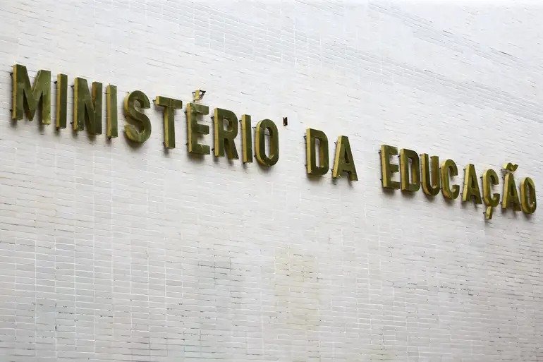 Orçamento do MEC detalha despesas discricionárias em 2026