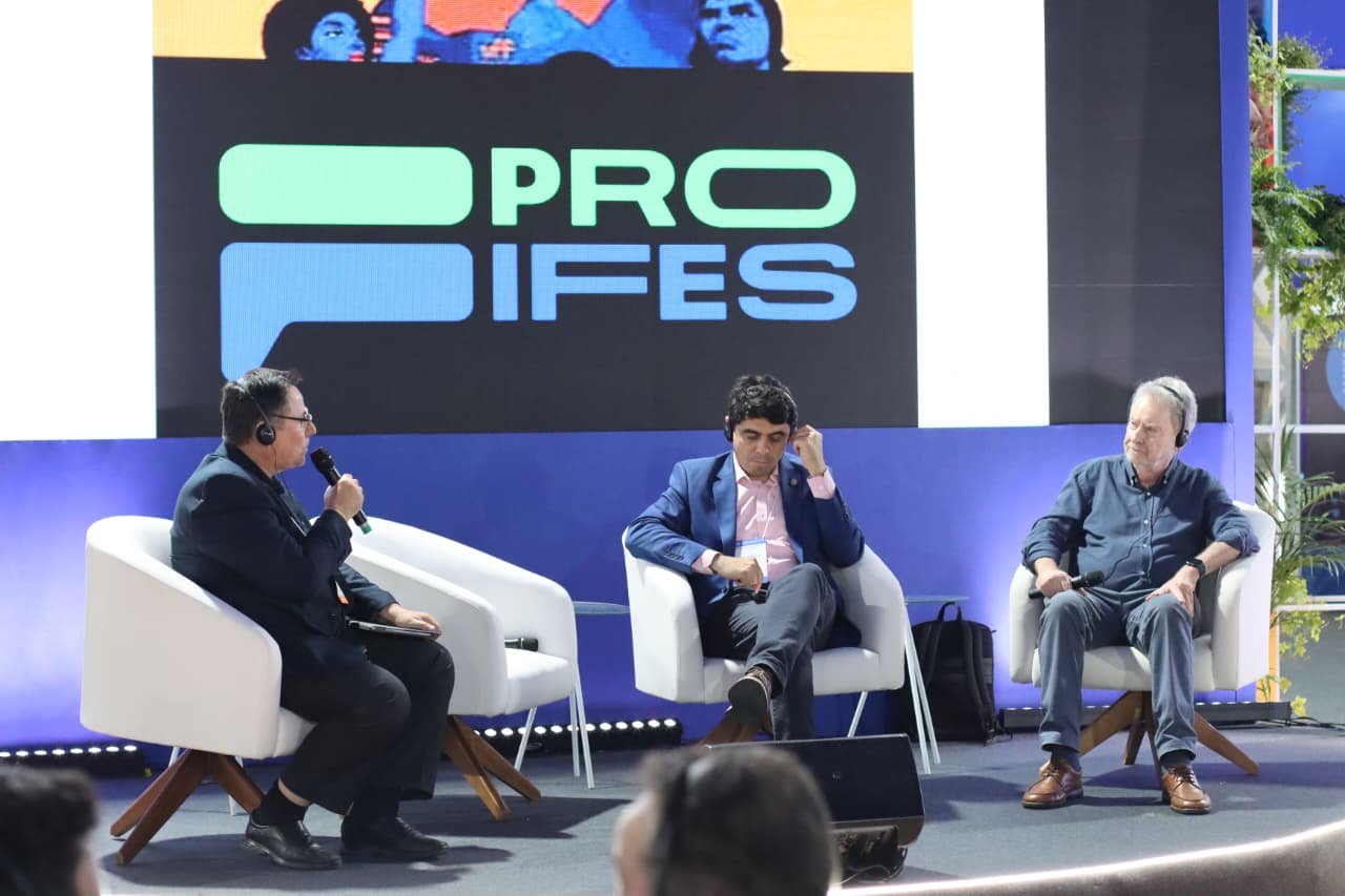 PROIFES debate soberania científica e carreira docente no primeiro dia da EXPOT&C-SBPC 2026